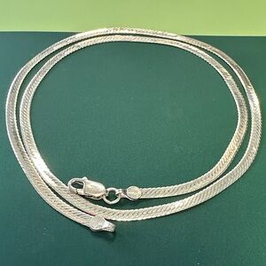 Elegant Sterling Silver Necklace .925